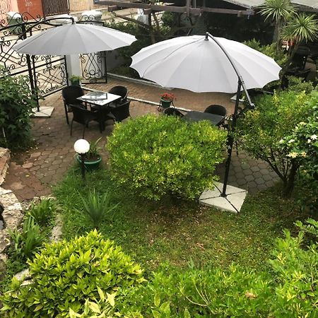 Hotel Simpatia Кобулети Экстерьер фото