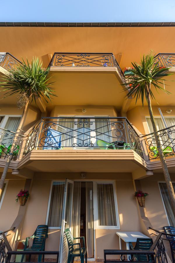 Hotel Simpatia Кобулети Экстерьер фото