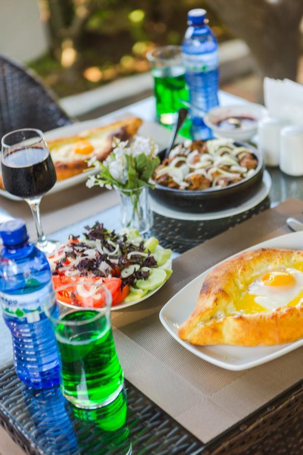 Hotel Simpatia Кобулети Экстерьер фото