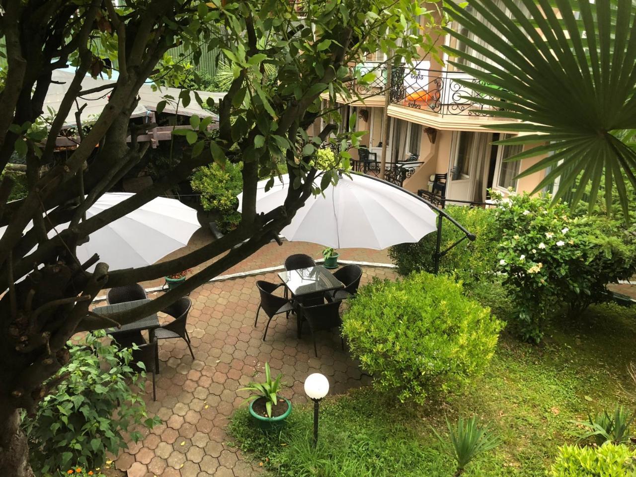 Hotel Simpatia Кобулети Экстерьер фото